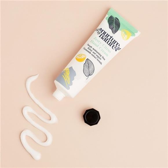 Relax & Uplift | Pamper Spa Gift Basket | Bath Salts, Orange, Soap, Bath Bombs - Picture 4 of 6